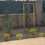 Monolocale Nuova Costruzione Con Giardino