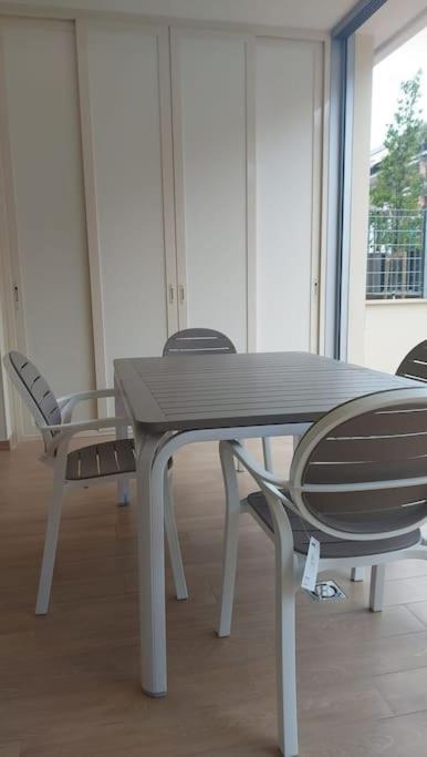Monolocale Nuova Costruzione Con Giardino Rom
