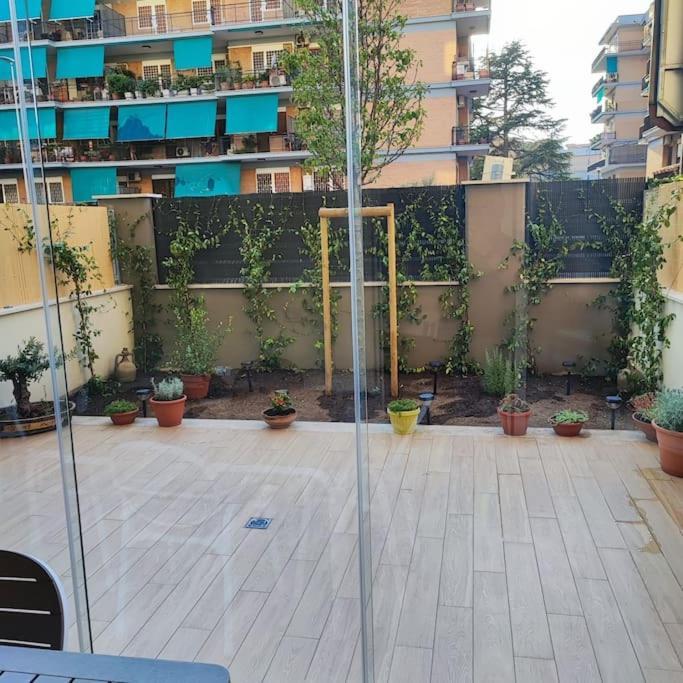 Apartment Monolocale Nuova Costruzione Con Giardino
