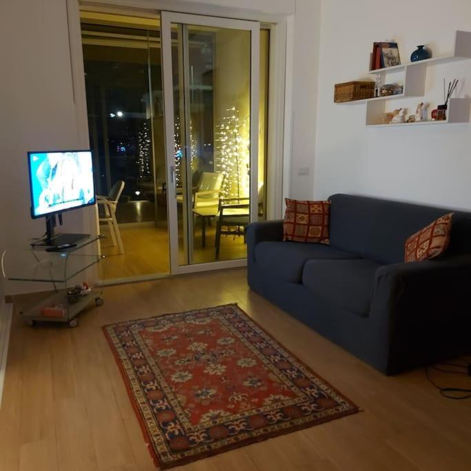 Monolocale Nuova Costruzione Con Giardino Apartment Rom