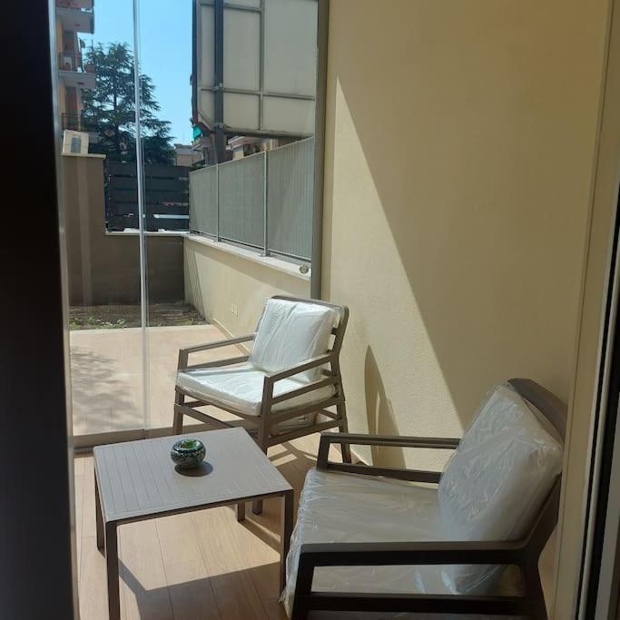Apartment Monolocale Nuova Costruzione Con Giardino